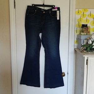 Cutest bohemian Mossimo jeans
